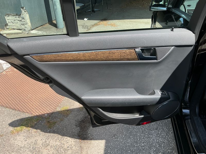 Mercedes-Benz C-Klasse C 220 CDI T BlueEfficiency Elegance 2010 – снимка 33