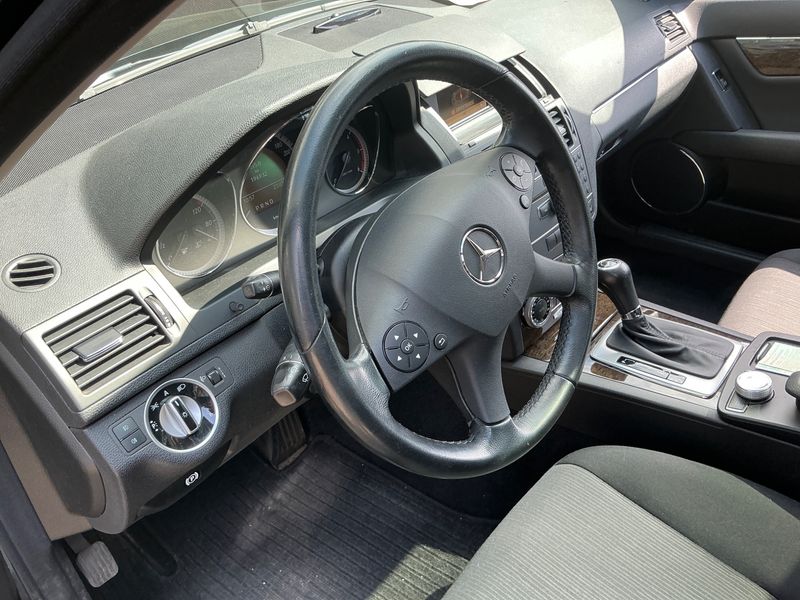 Mercedes-Benz C-Klasse C 220 CDI T BlueEfficiency Elegance 2010 – снимка 39