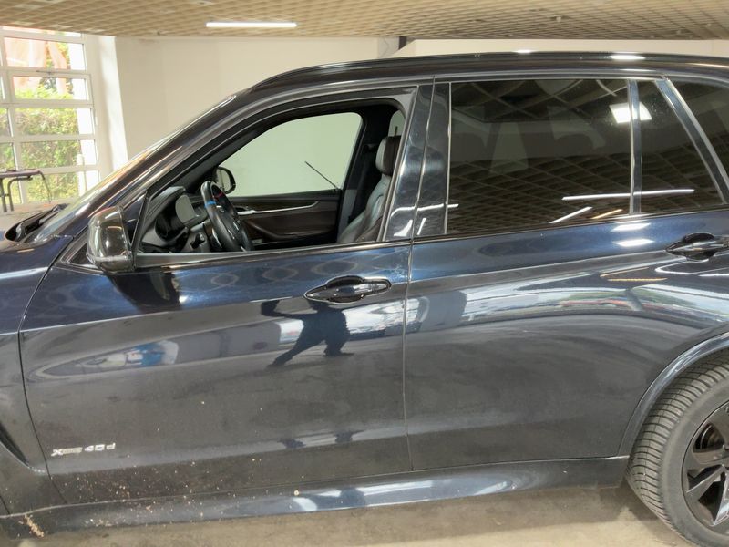 BMW X5 xDrive 40d — zdjęcie 4