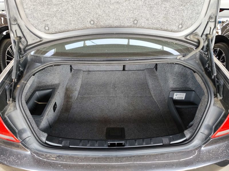 BMW 3er 325i 2008 – снимка 9