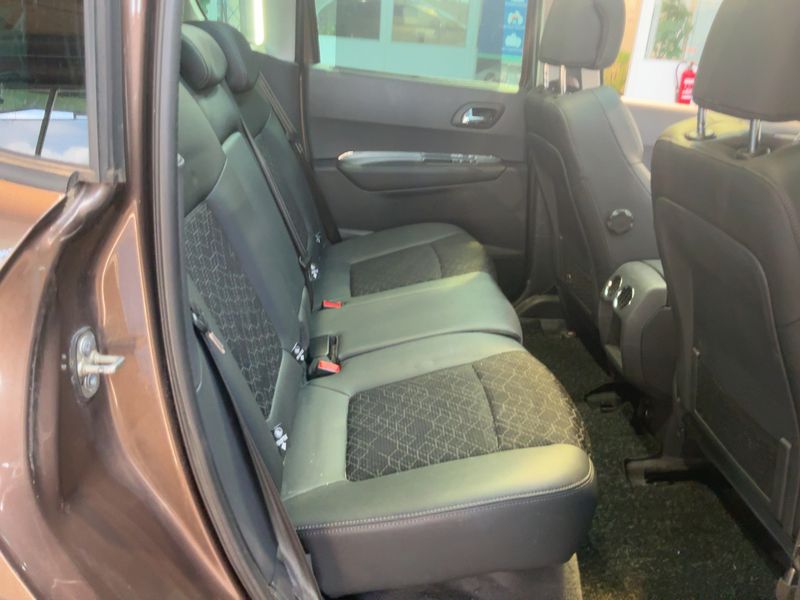 Peugeot 3008 1.6 Blue-HDi Allure 2015 – снимка 19