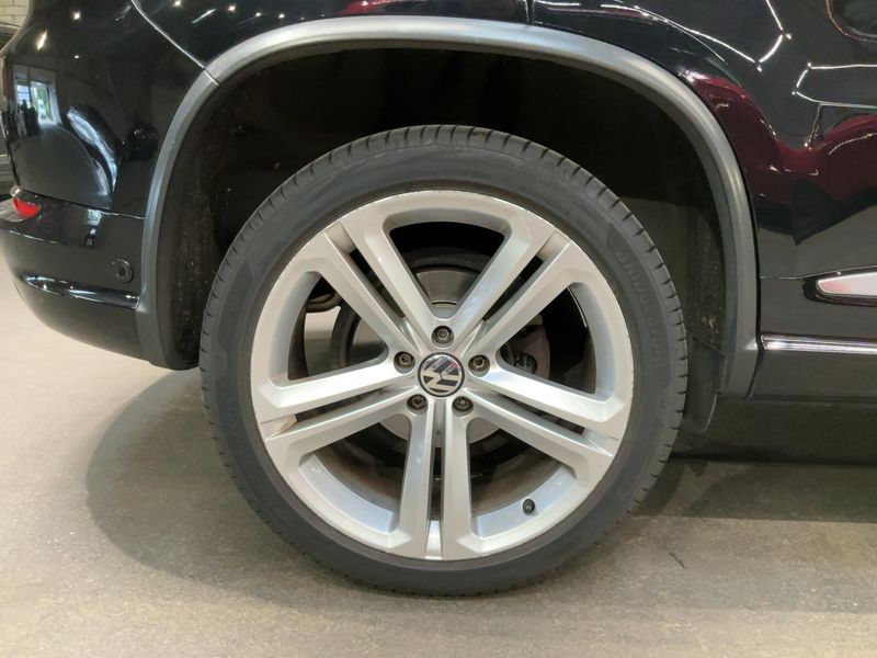 Volkswagen Tiguan 2.0 TDI Sport & Style 4Motion BlueMotion Tech 2014 – снимка 9
