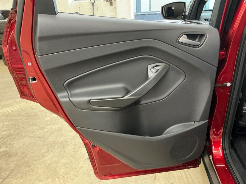 Ford Kuga 1.5 EcoBoost Cool&Connect 2019 – снимка 32