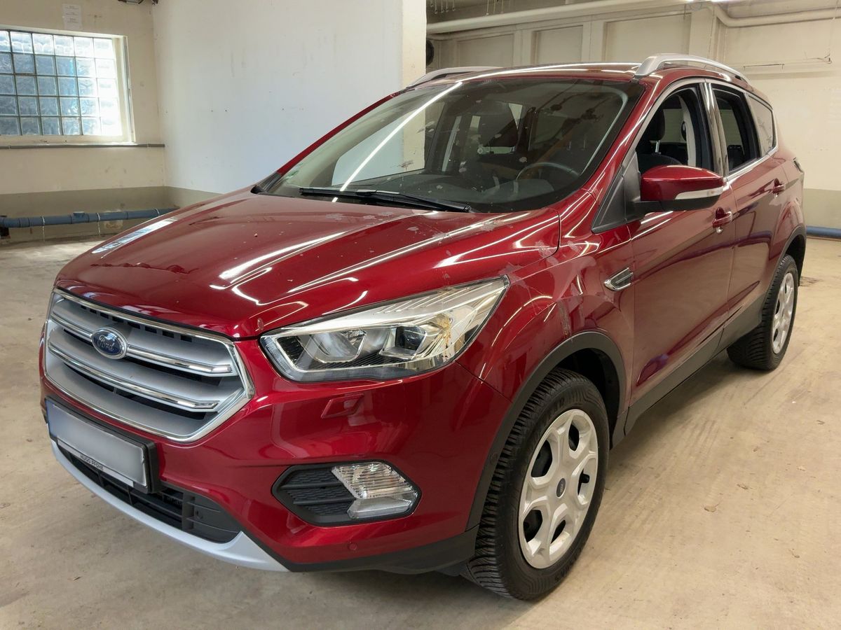 Ford Kuga 2019 — photo 1