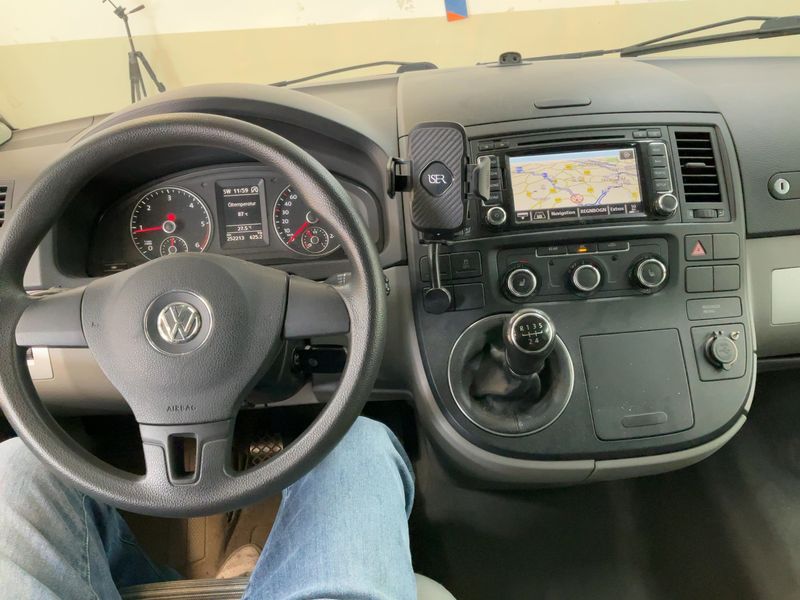 Volkswagen T5 California 2.0 TDI Comfortline Aufstelldach — zdjęcie 12