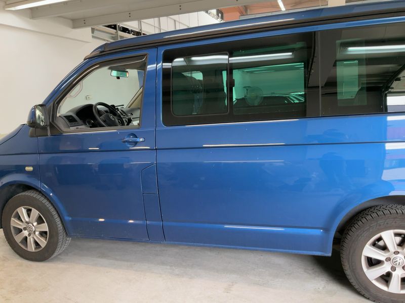 Volkswagen T5 California 2.0 TDI Comfortline Aufstelldach — zdjęcie 4