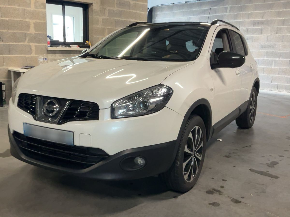 Nissan Qashqai 2014 — photo 1
