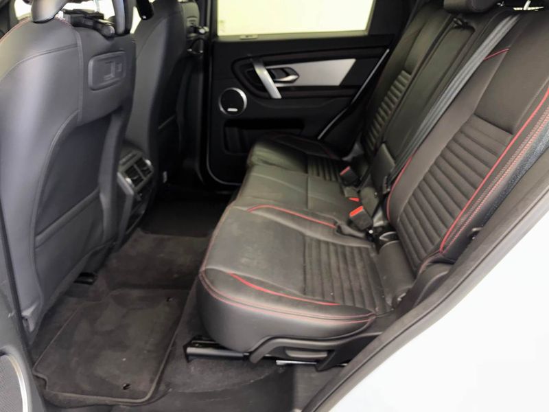 Land Rover Discovery Sport P250 Mild-Hybrid SE R-Dynamic AWD — zdjęcie 9