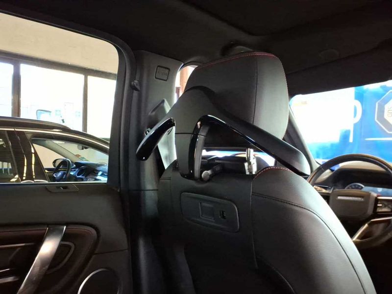 Land Rover Discovery Sport P250 Mild-Hybrid SE R-Dynamic AWD — zdjęcie 20