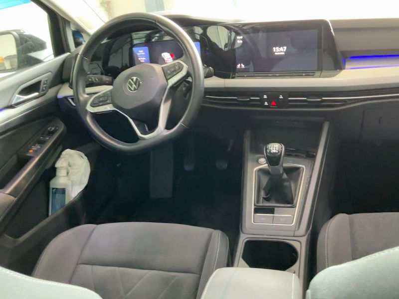 Volkswagen Golf VIII 1.5 TSI ACT Life — zdjęcie 12