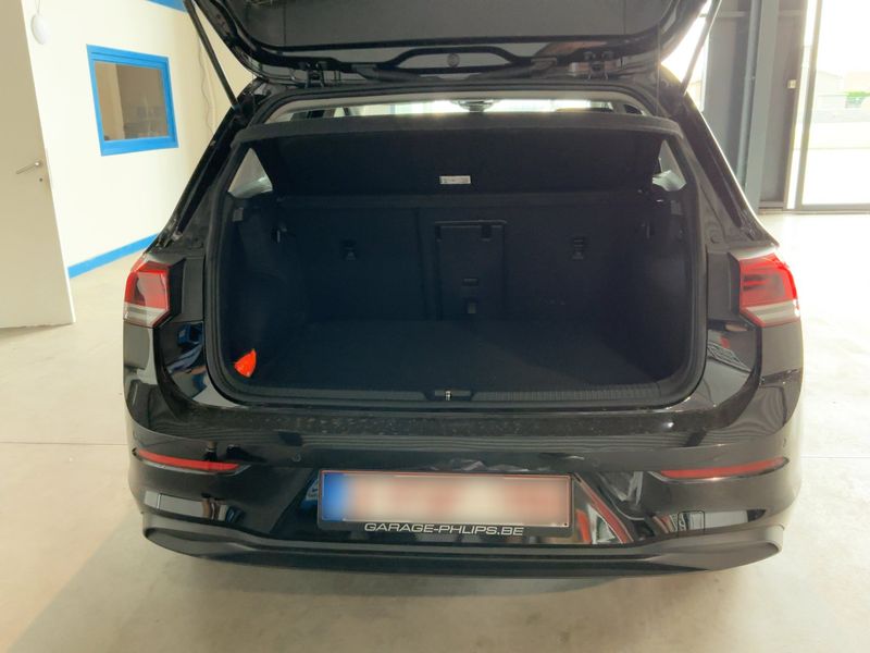 Volkswagen Golf VIII 1.5 TSI ACT Life — zdjęcie 10