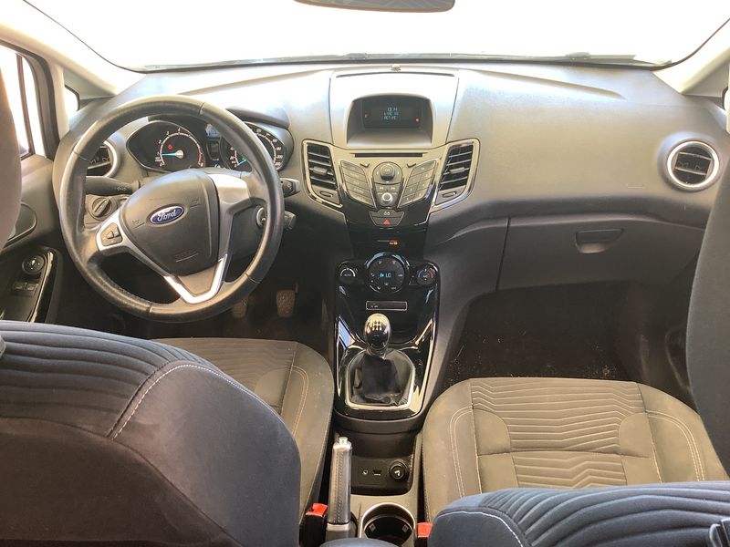 Ford Fiesta 1.0 Titanium — zdjęcie 12