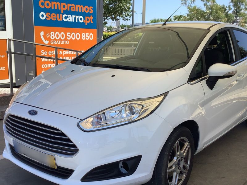 Ford Fiesta 1.0 Titanium — zdjęcie 2