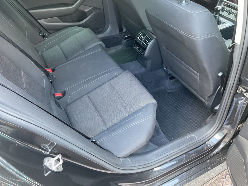 Volkswagen Passat 1.6 TDI Comfortline BlueMotion Tech 2018 – снимка 28