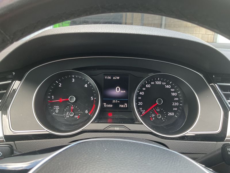 Volkswagen Passat 1.6 TDI Comfortline BlueMotion Tech — zdjęcie 13
