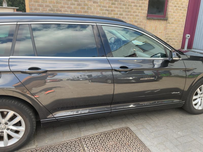 Volkswagen Passat 1.6 TDI Comfortline BlueMotion Tech — zdjęcie 7