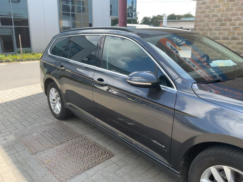 Volkswagen Passat 1.6 TDI Comfortline BlueMotion Tech — zdjęcie 8