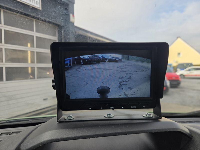 Ford Transit 2.0 TDCi 350 L2 Einzelkabine — zdjęcie 13