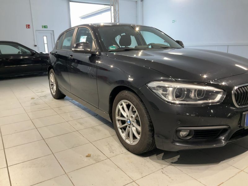 BMW 1er 120d Advantage 2017 – снимка 12