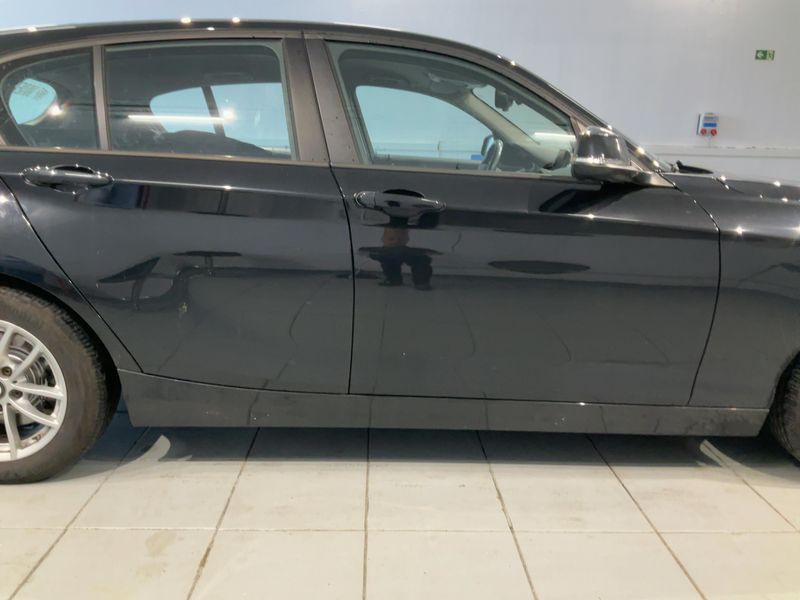BMW 1er 120d Advantage 2017 – снимка 10