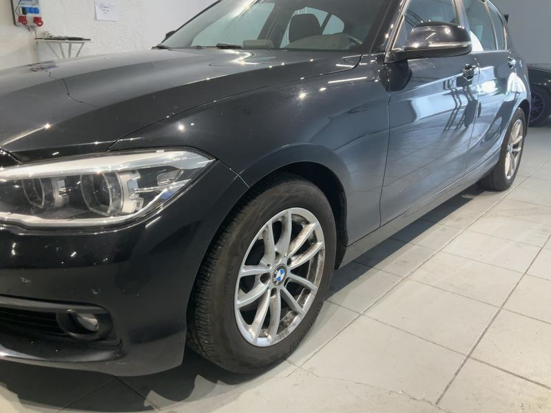 BMW 1er 120d Advantage 2017 – снимка 2