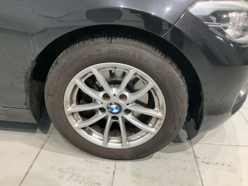 BMW 1er 120d Advantage 2017 – снимка 11