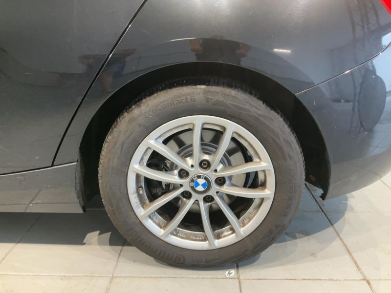 BMW 1er 120d Advantage 2017 – снимка 5