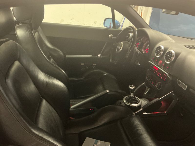 Audi TT 1.8 Turbo Coupe — zdjęcie 3