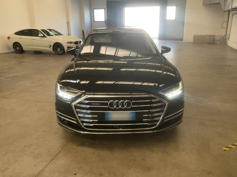 Audi A8 3.0 TDI Mild-Hybrid 50 quattro — zdjęcie 9