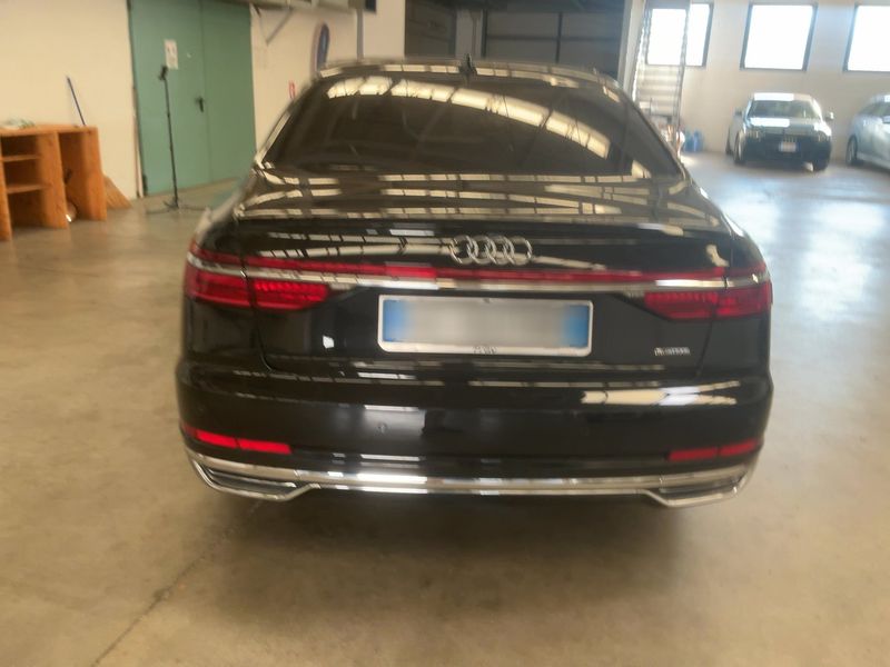 Audi A8 3.0 TDI Mild-Hybrid 50 quattro — zdjęcie 5
