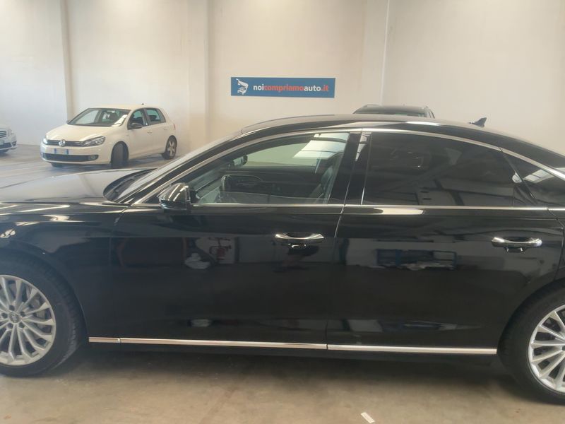 Audi A8 3.0 TDI Mild-Hybrid 50 quattro — zdjęcie 4