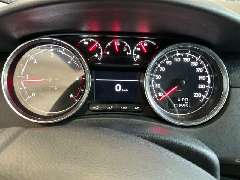 Peugeot 508 1.6 e-HDi Access 2015 – снимка 18