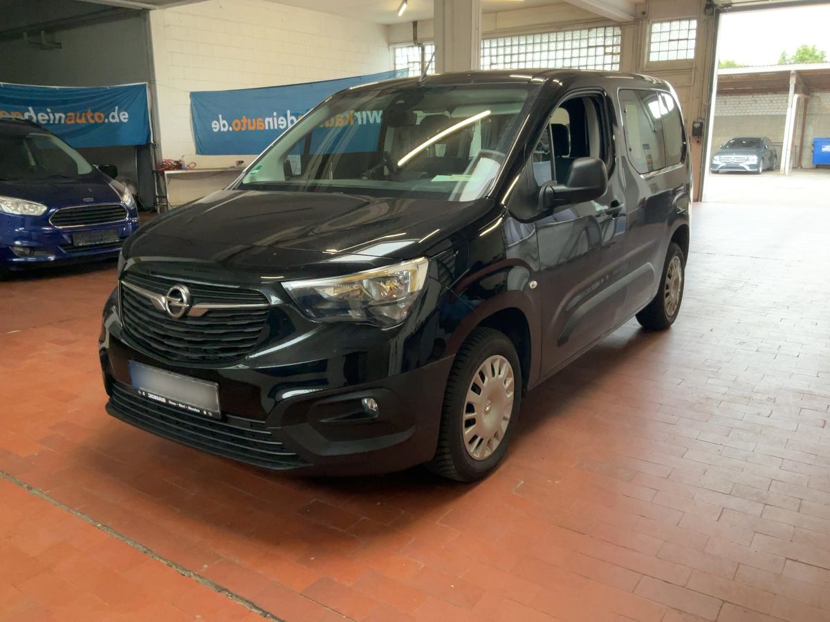 Opel Combo 2023 — photo 1