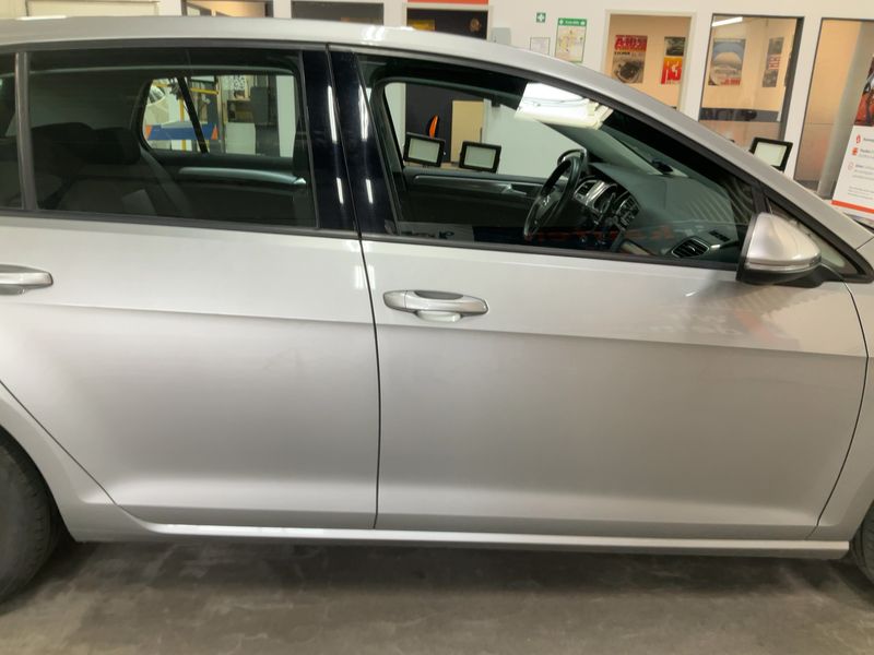 Volkswagen Golf VII 1.2 TSI Trendline BlueMotion Tech 2013 – снимка 10