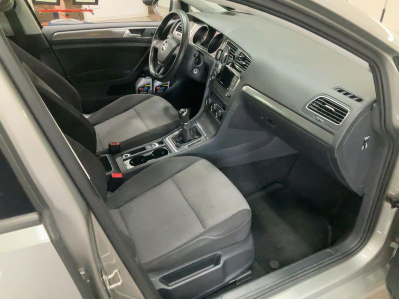 Volkswagen Golf VII 1.2 TSI Trendline BlueMotion Tech 2013 – снимка 16