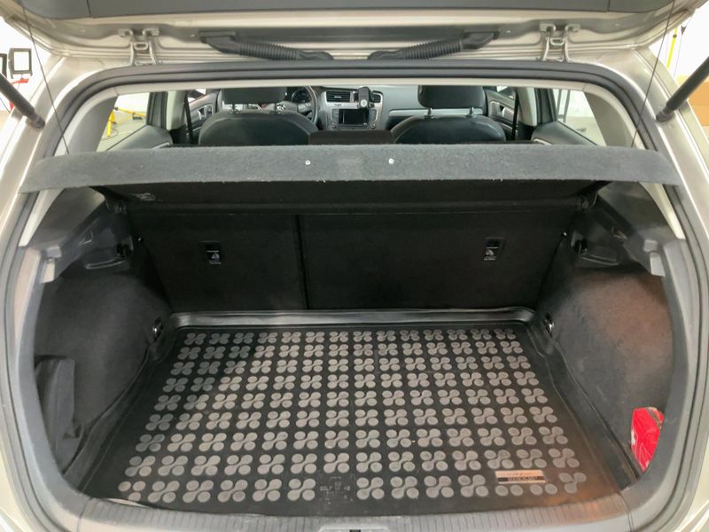 Volkswagen Golf VII 1.2 TSI Trendline BlueMotion Tech 2013 – снимка 15