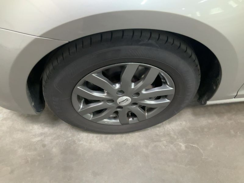 Volkswagen Golf VII 1.2 TSI Trendline BlueMotion Tech 2013 – снимка 3