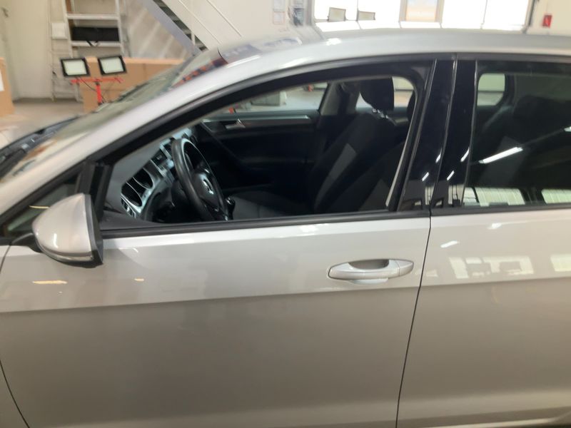 Volkswagen Golf VII 1.2 TSI Trendline BlueMotion Tech 2013 – снимка 4