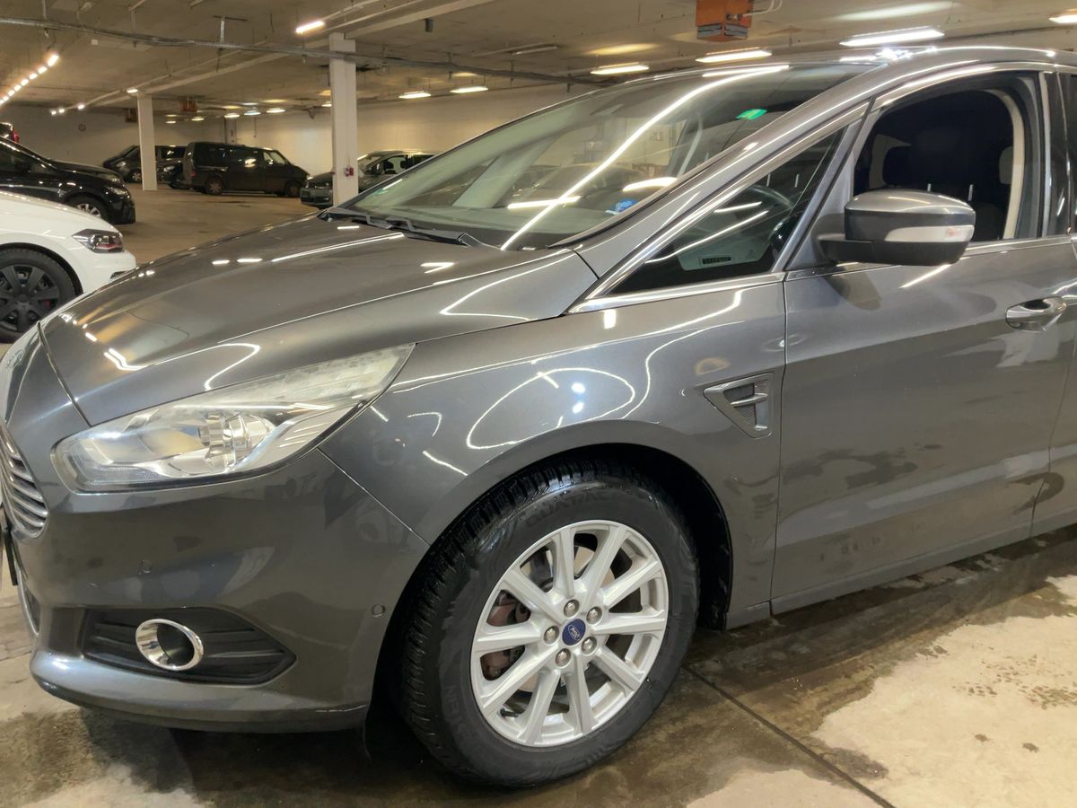 Ford S-Max d'occasion