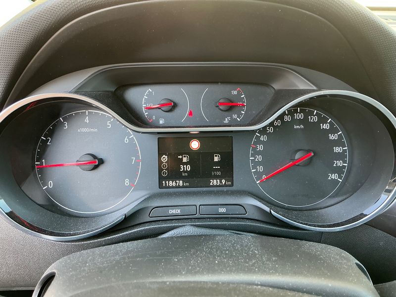 Opel Crossland X 1.2 Turbo INNOVATION — zdjęcie 13