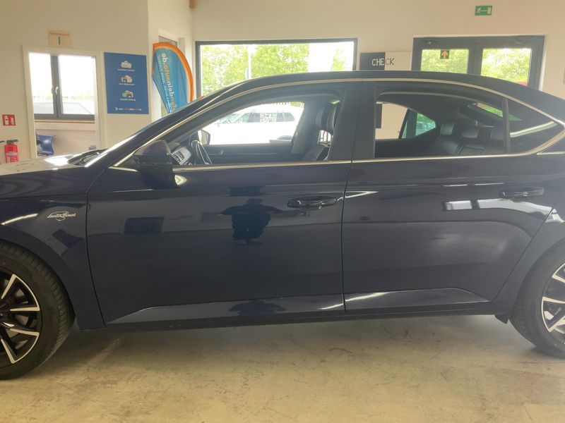 Skoda Superb 2.0 TDI Laurin & Klement — zdjęcie 4