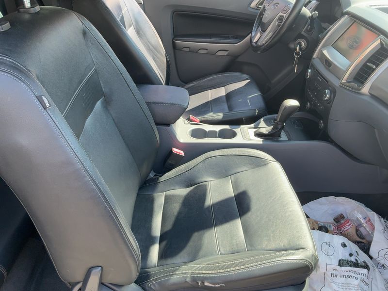 Ford Ranger 3.2 TDCi Extrakabine Limited 4x4 — zdjęcie 11