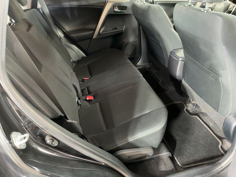 Toyota RAV 4 2.2 D-4D Edition-S 2015 – снимка 19