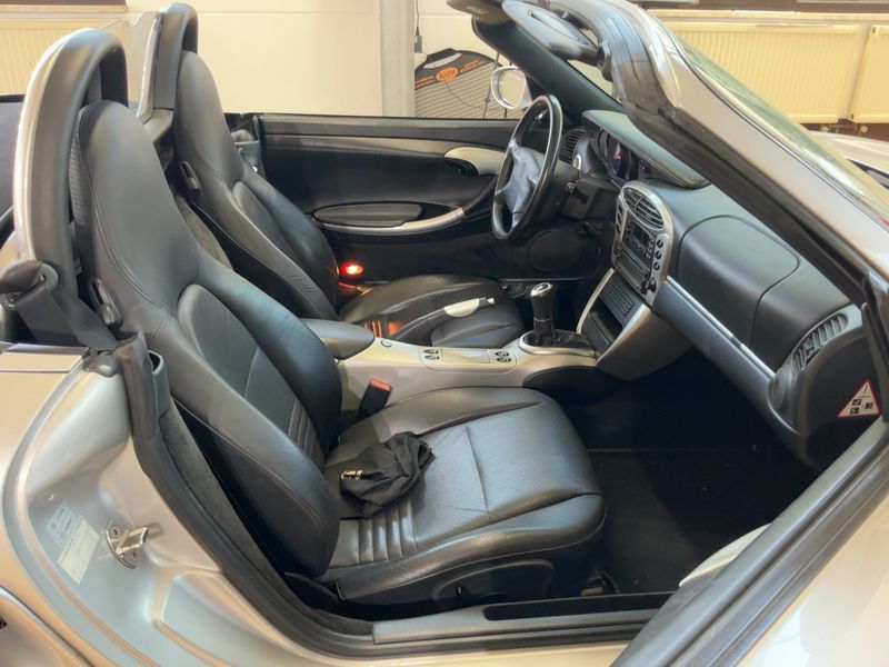 Porsche Boxster 2.5 — zdjęcie 11