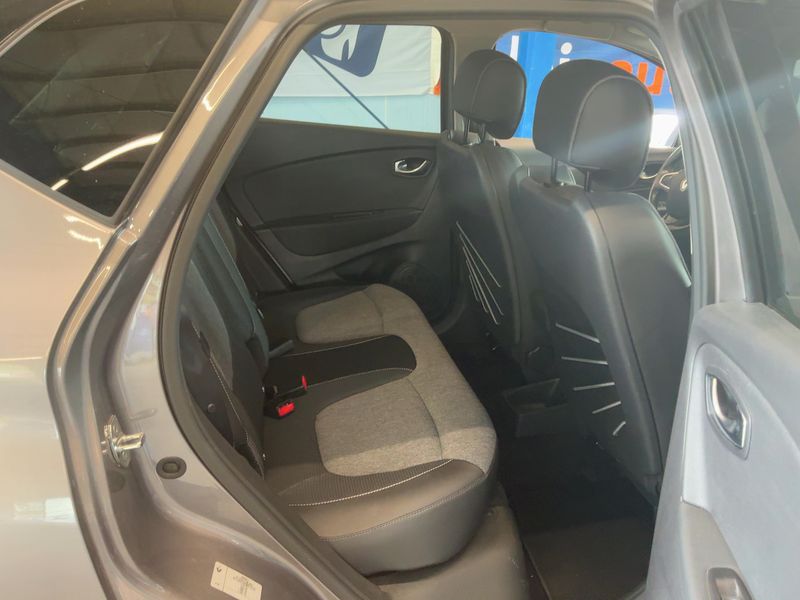 Renault Captur 1.2 TCe Energy 4Austria — zdjęcie 14