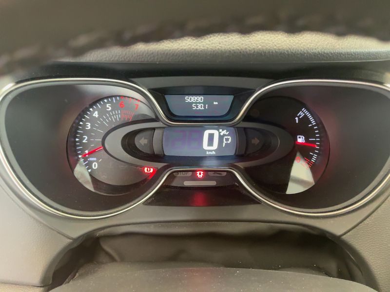 Renault Captur 1.2 TCe Energy 4Austria — zdjęcie 13