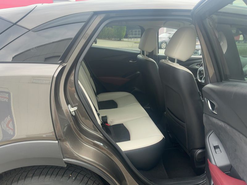 Mazda CX-3 2.0 Sports-Line AWD — zdjęcie 14