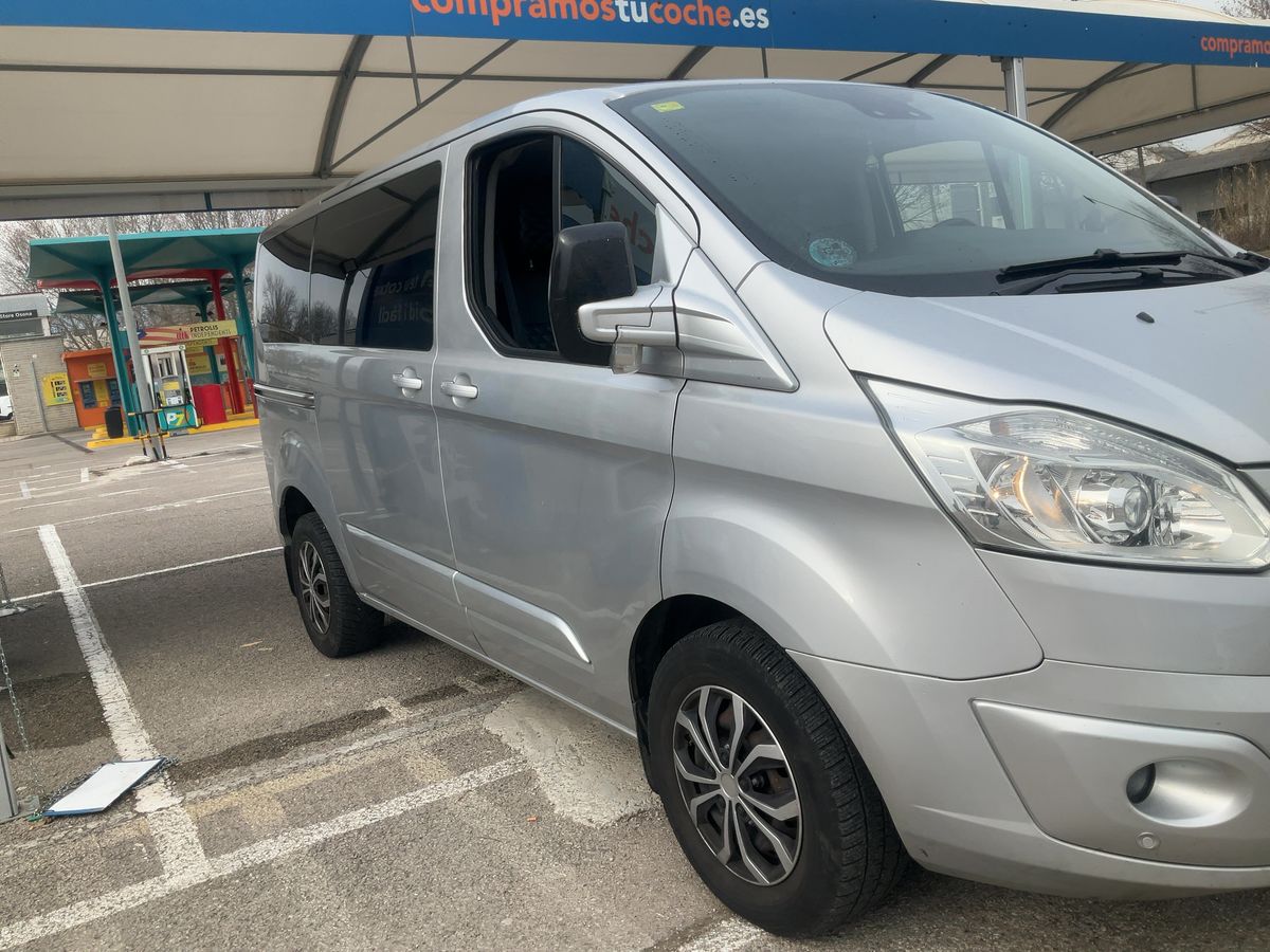 Ford Transit 2018 — photo 13