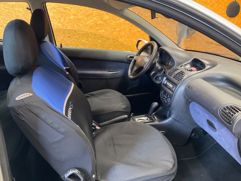 Peugeot 206 1.4 Premium — zdjęcie 3