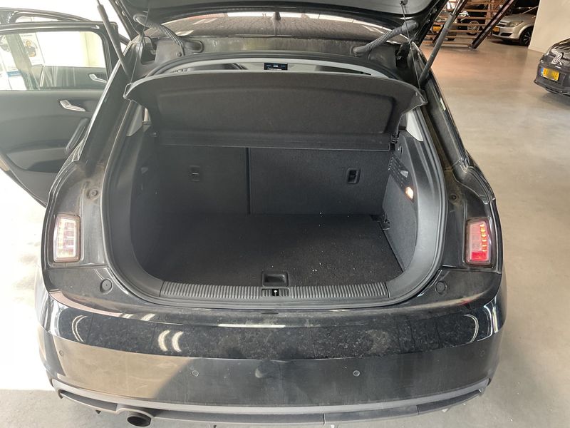 Audi A1 Sportback 1.0 TFSI — zdjęcie 10